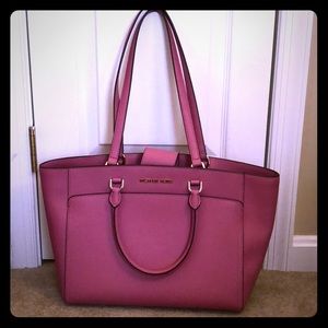 Michael Kors Tote